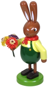 Leichsenring Osterhase mit Blumenstrauß (Leichsenring, 224/727/1) Osterhase mit Blumenstrauß, Größe: 17 cm